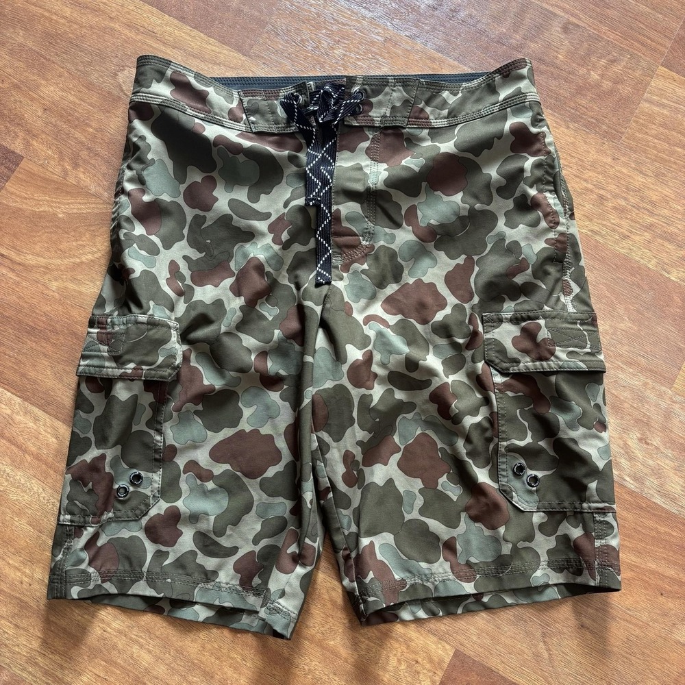 American Eagle Mens Small Green Camo Board Shorts Swim Trunks Lined Cargo Pocket